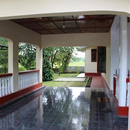 Sunshine Tourist Rest Hotell Anuradhapura Exteriör bild